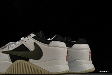 Hyperoad Check Cut x The Jordan Travis Scott 1209